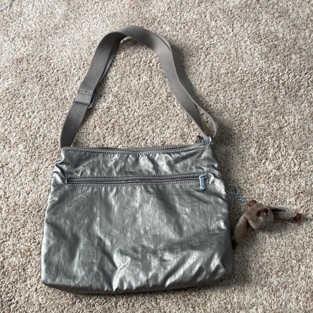 Kipling cross body bag silver/metallic like new - Picture 4 of 9